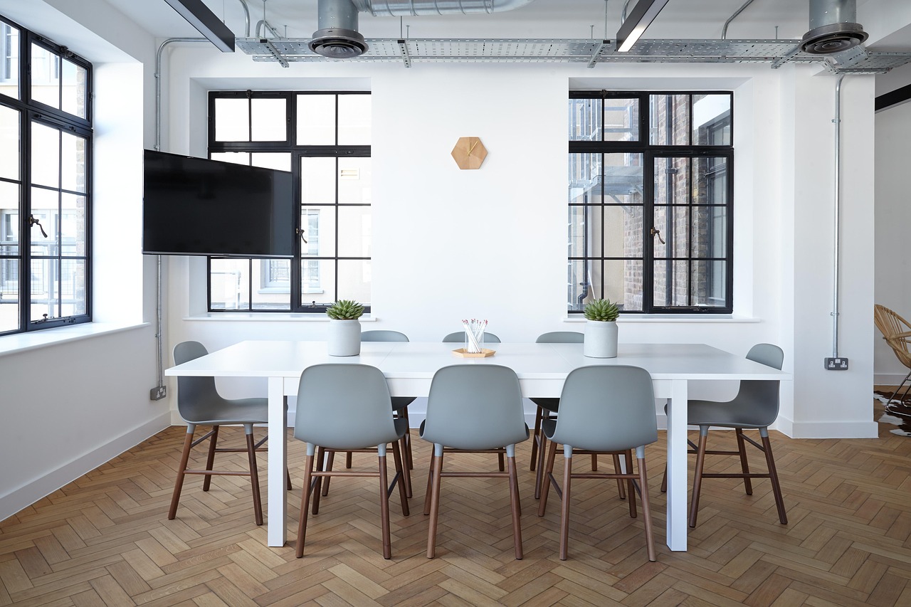 Keukenbar met USB-C oplaadstations in werkblad. Keukenbar met USB-C oplaadstations in werkblad.