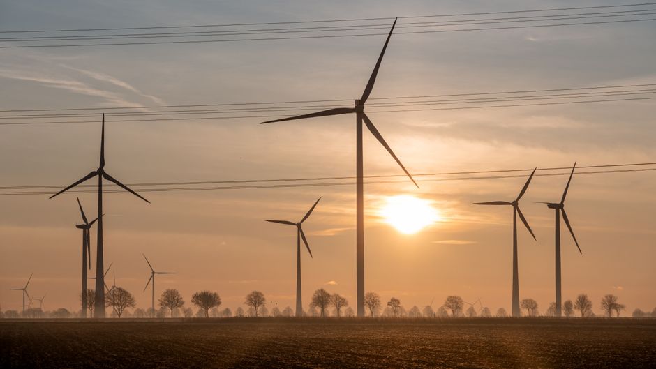Energiebeheersysteem app met hittegolfvoorspelling.