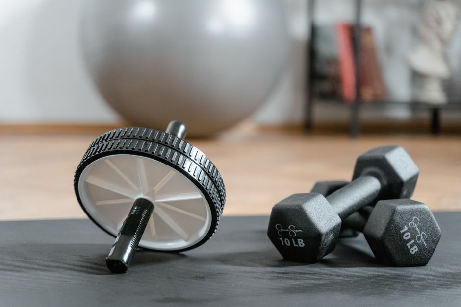 Kleurrijk ontwerp met motiverende fitnessafbeeldingen. Kleurrijk ontwerp met motiverende fitnessafbeeldingen.